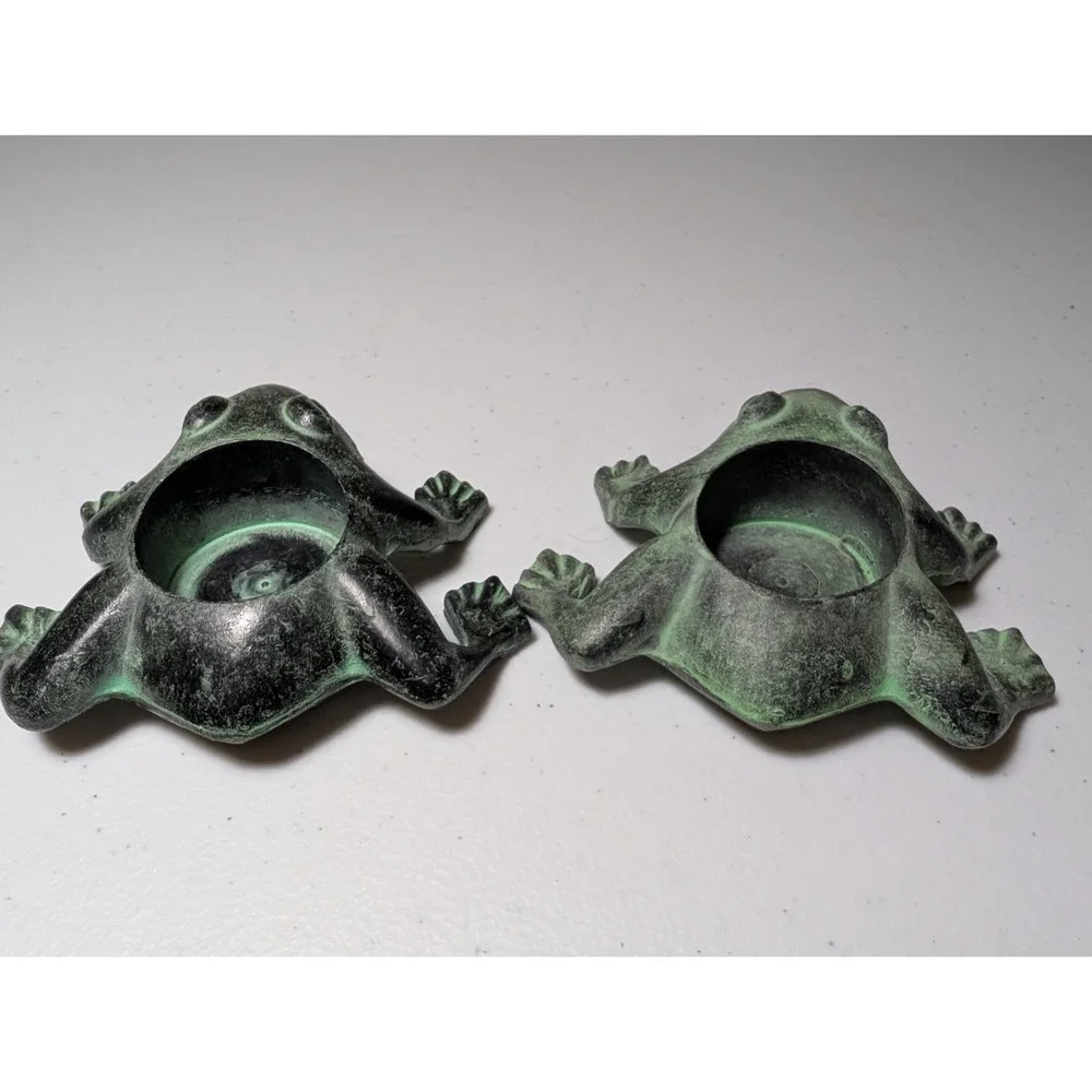 Vintage Two Frogs on Leaf Candle Holder Heavy Cast Metal Verdigris